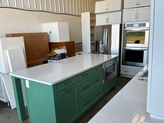 Shaker Style Kitchen with Eat-In Island