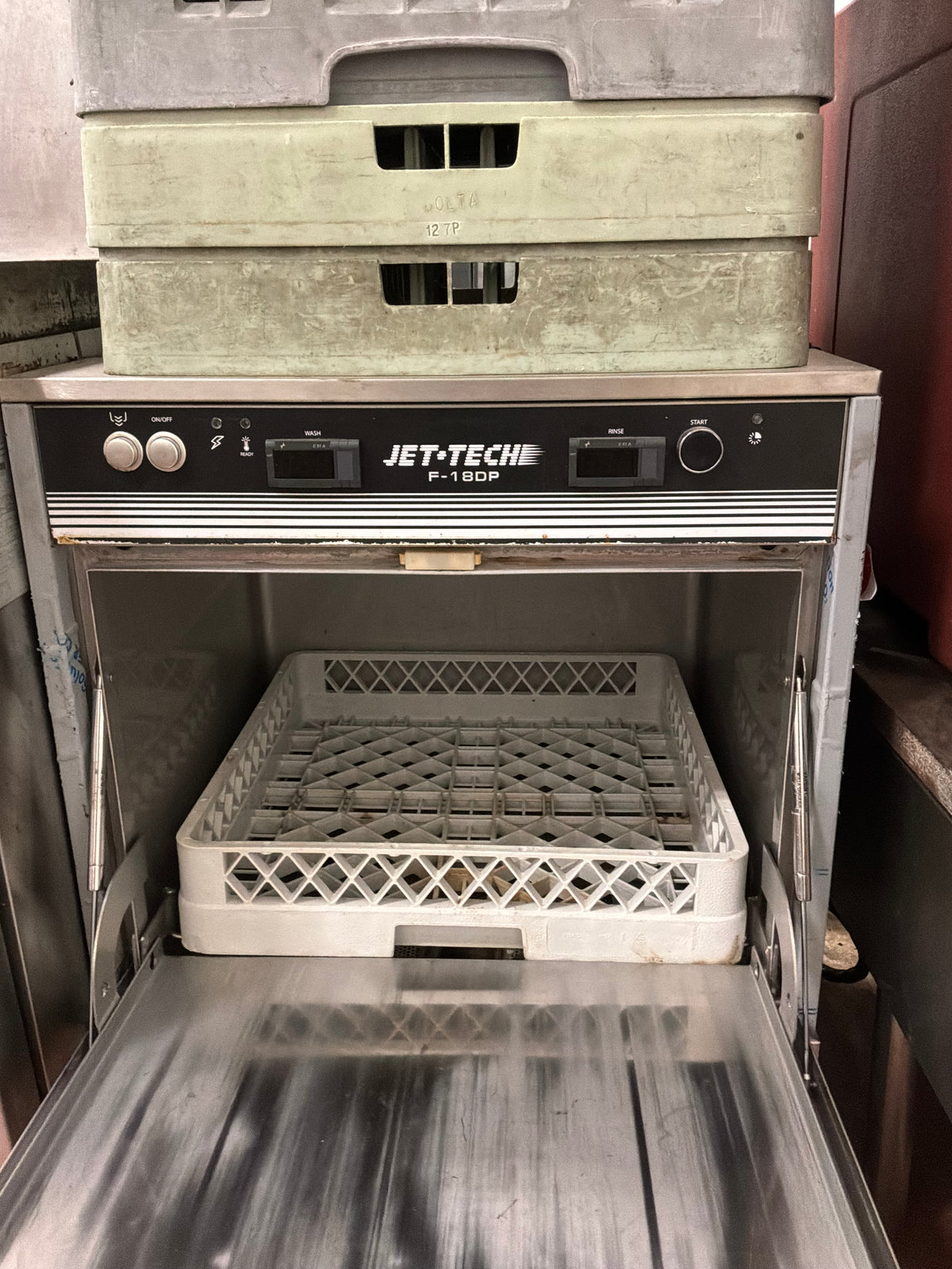 JET-TECH Undercounter Commercial Dishwasher