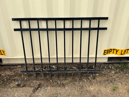 Small Aluminum Straight Railing