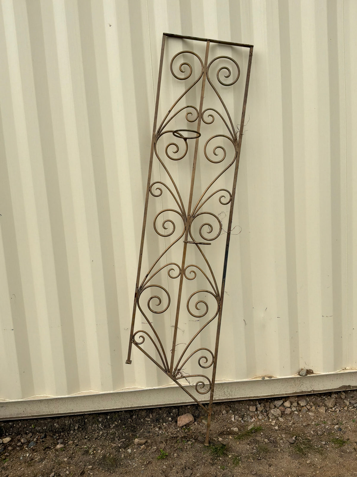 Decorative Wrought Iron Plant Holder