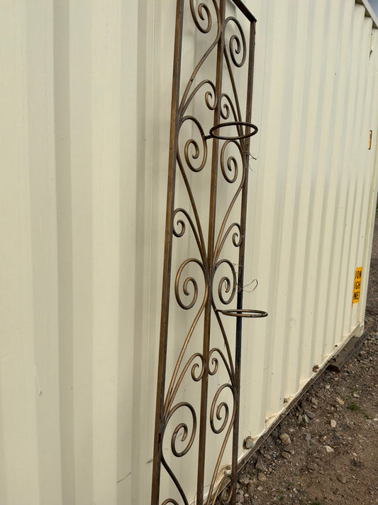 Decorative Wrought Iron Plant Holder