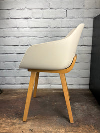 Scandinavian Style Kuskoa Bi Chairs