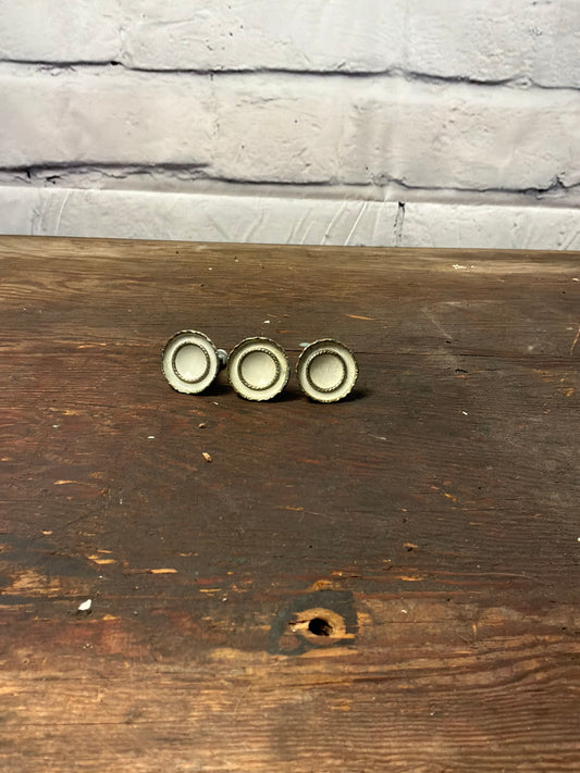 Vintage Amerock Cabinet Knobs