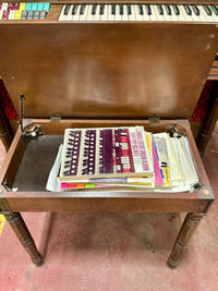 Beautiful Vintage Thomas Californian 263 Electric Organ