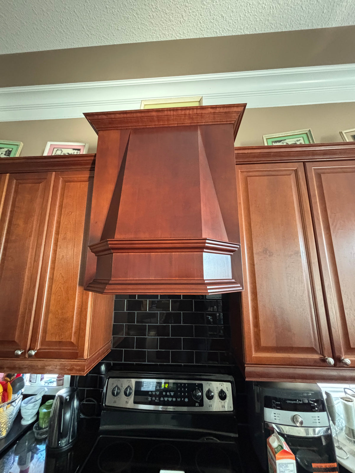 Beautiful Dark Maple Kitchen