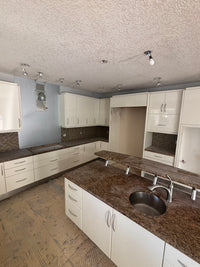 Large Modern Kitchen