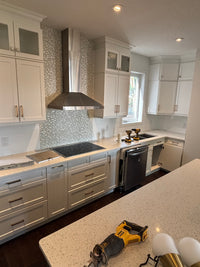 Shaker Style Kitchen with Eat-In Island