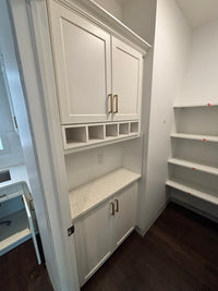 Shaker Style Kitchen with Eat-In Island