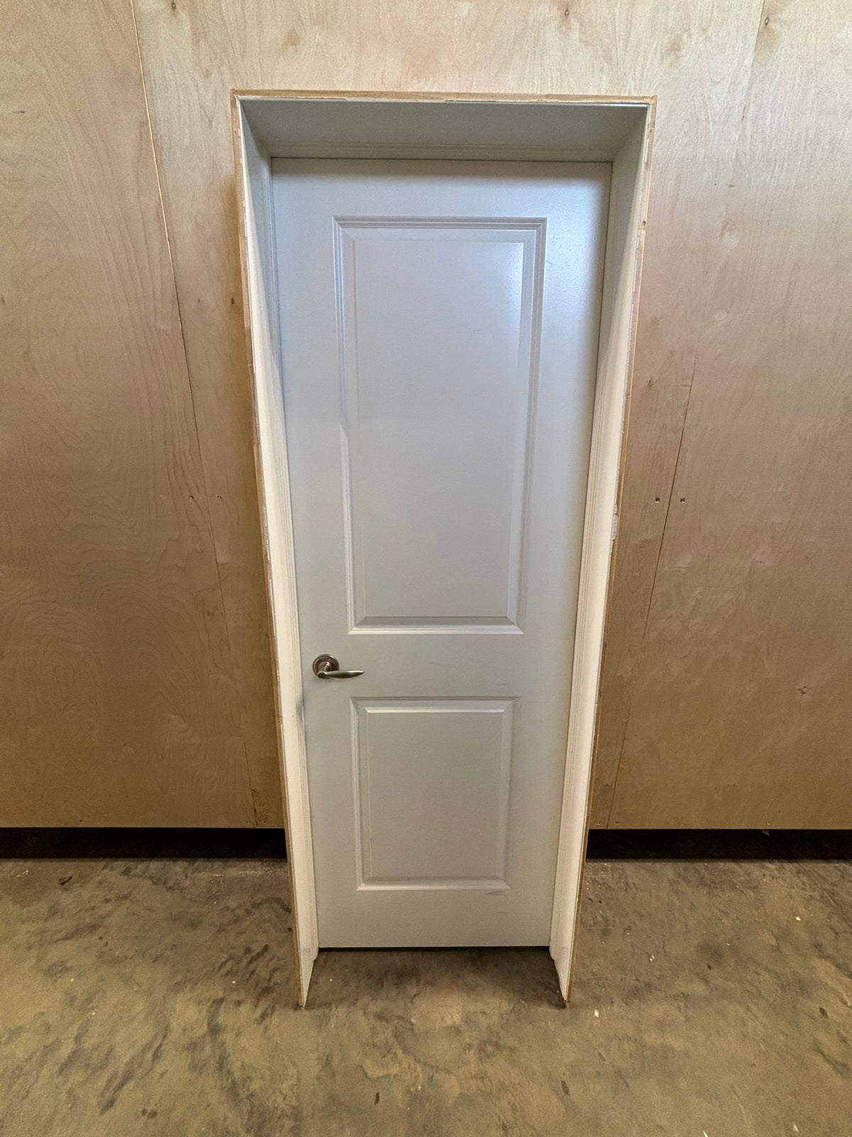 Residential Interior Door in Frame