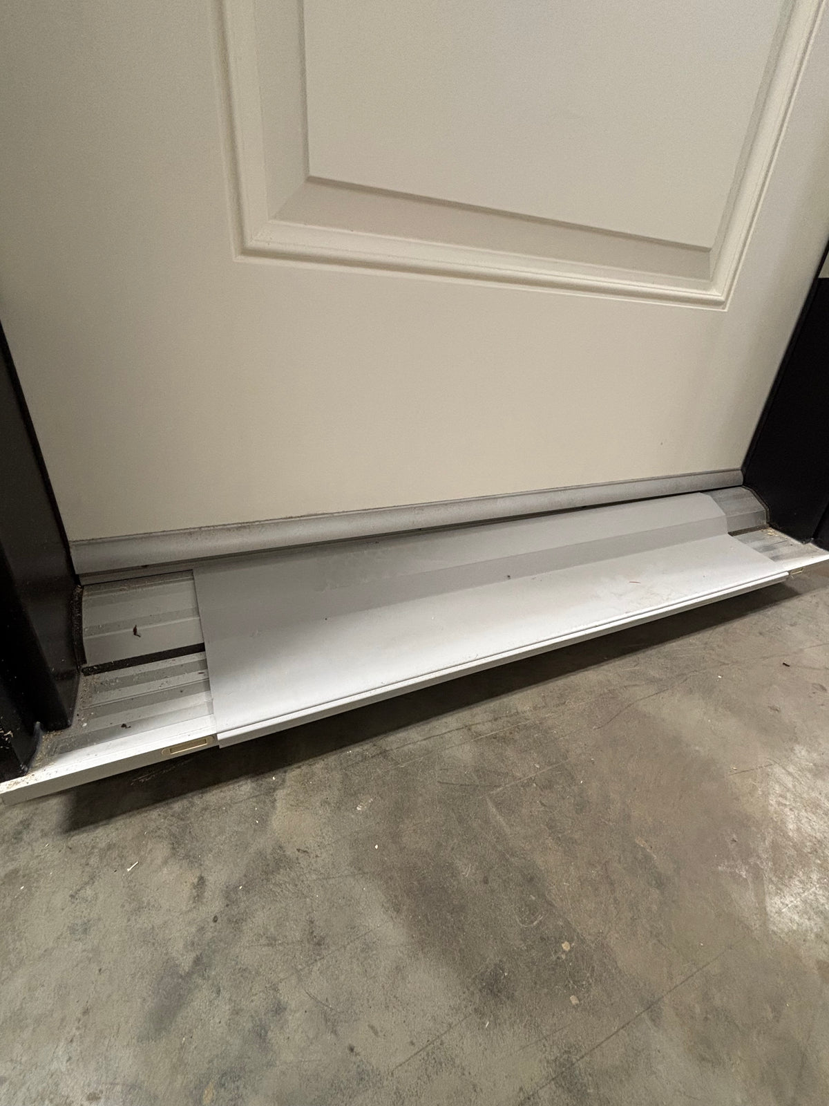 NEW 8ft Exterior Fibreglass Door in Frame